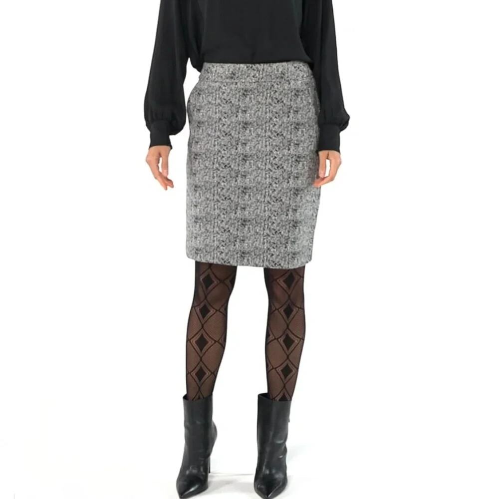 Cabi Agent Herringbone Pencil Skirt Womens 8 Black White Zip Pockets Tweed Knit